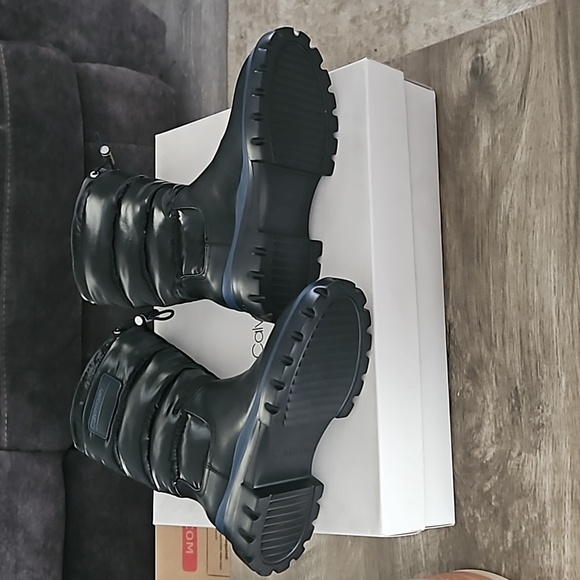 CALVIN KLEIN LAETON PUFFY BOMBER BOOTS 5.5M - Picture 8 of 13